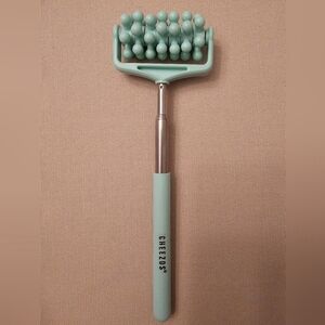 Cheezos Mint Green Massager